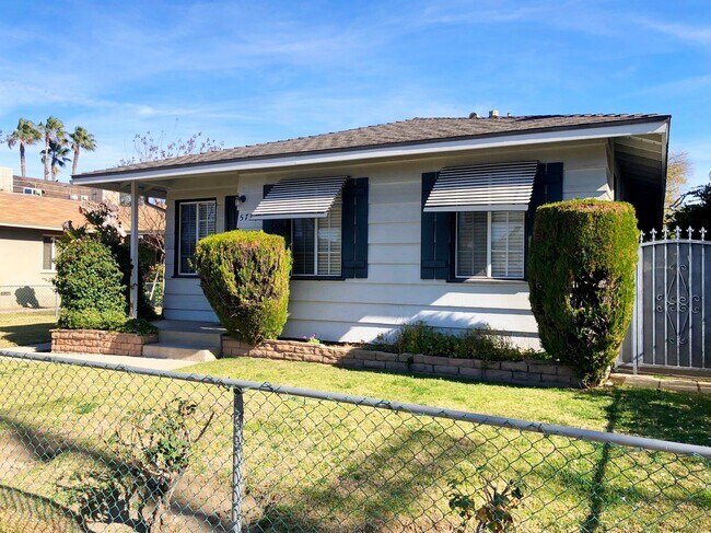 Building Photo - 5734 Kester Ave