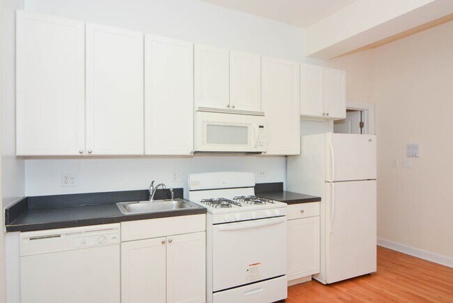 Foto del edificio - 4715 N Sheridan Rd