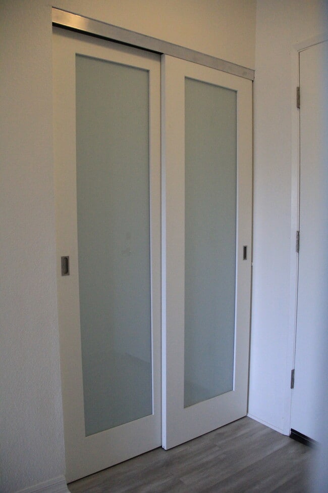 Bedroom Closet - 10206 Summertime Ln