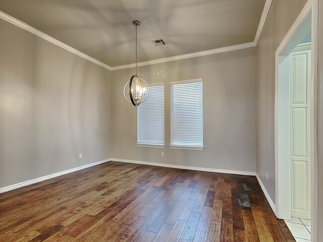 Building Photo - 17113 Bedford Dr