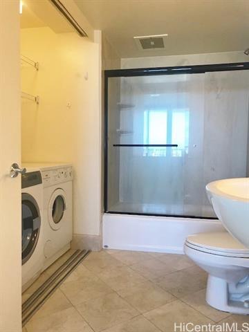 Building Photo - 801 S King St