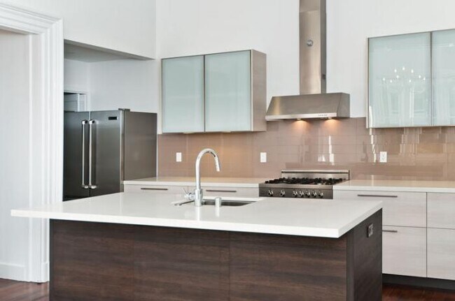 Foto del edificio - 2 bedroom in San Francisco CA 94115