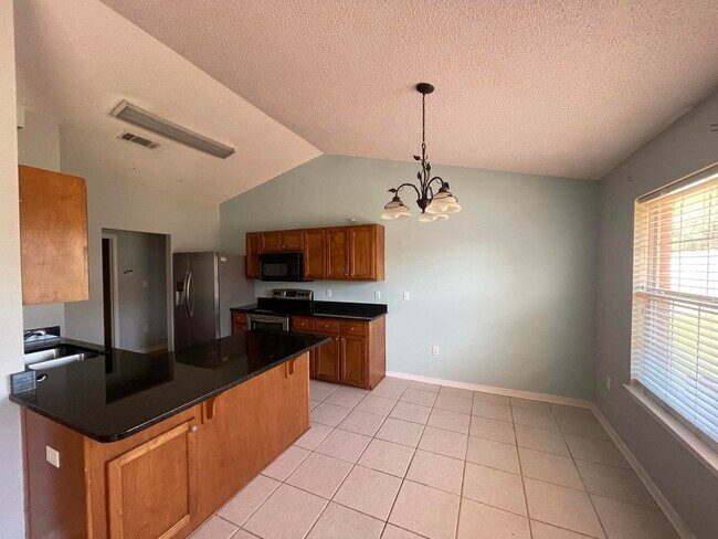 Building Photo - 5406 Josh Dr