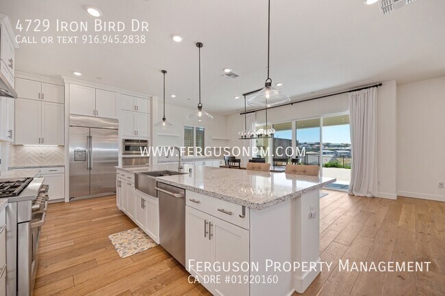 Foto del edificio - 4729 Iron Bird Dr