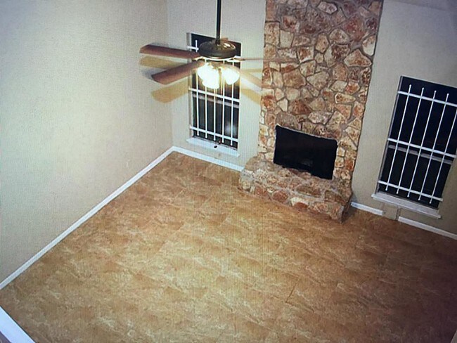 Building Photo - 11115 Ashcott Dr