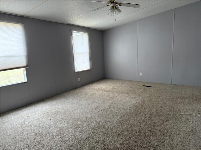 Building Photo - 1110 Grandview Dr