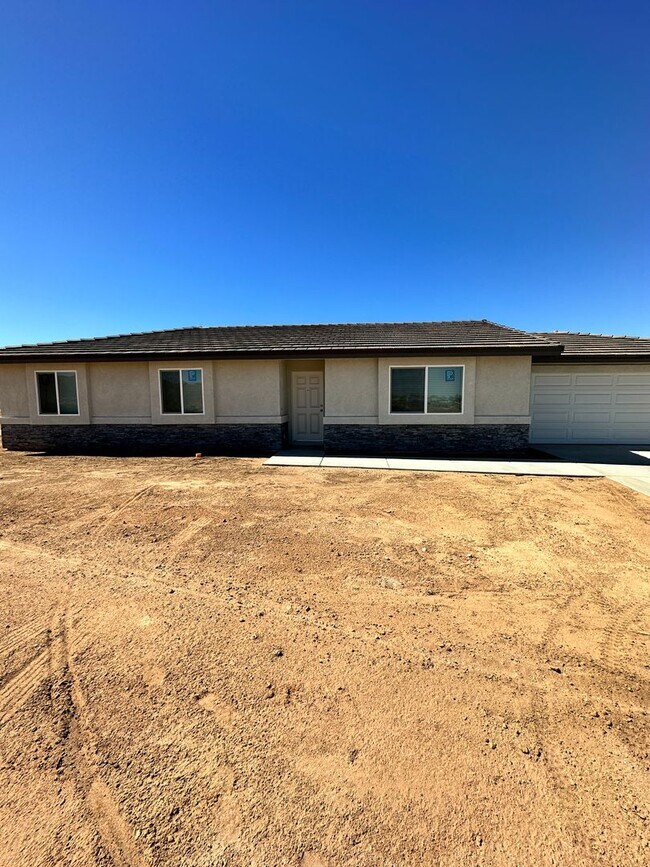 Foto del edificio - NEW CONSTRUCTION 3 BEDROOM RENTAL HOME!