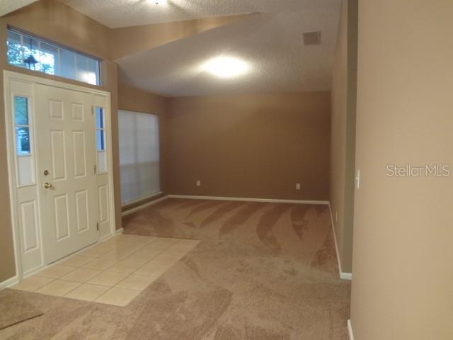 Building Photo - 6 Buffalo Grove Dr