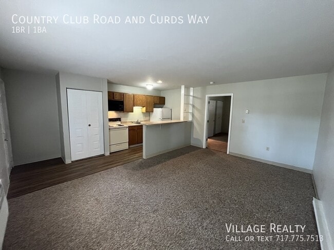 Building Photo - 631 Country Club Rd