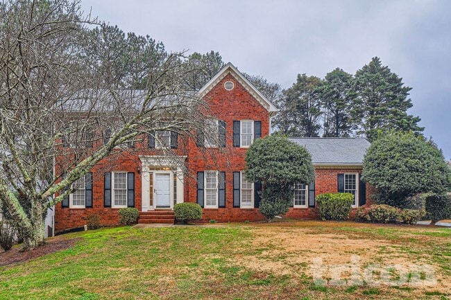 Foto del edificio - 100 Hillcrest Point