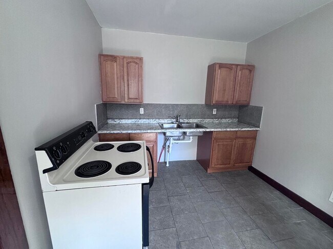Foto del edificio - 32-34 Linnell Street, Unit #34