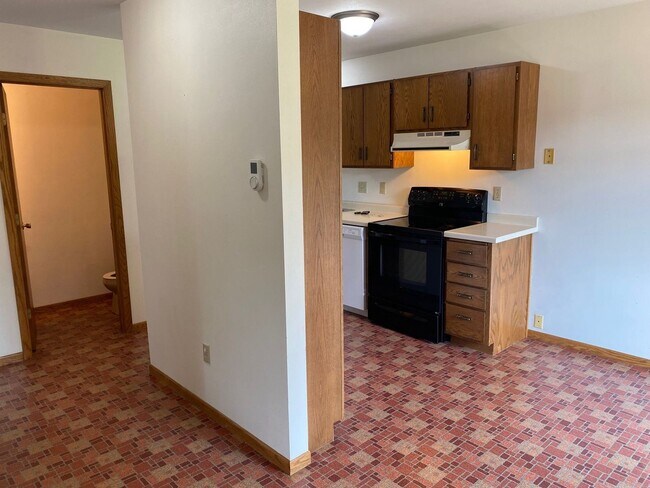 Foto del edificio - 4407-4409 Forest Valley Rd