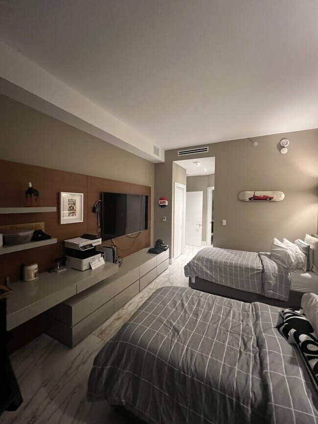 Foto del edificio - 21205 Yacht Club Dr