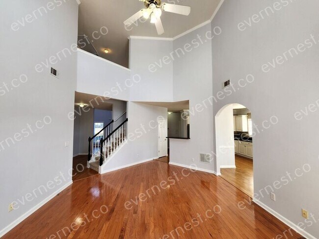 Foto del edificio - 3502 Kirkwell Pl