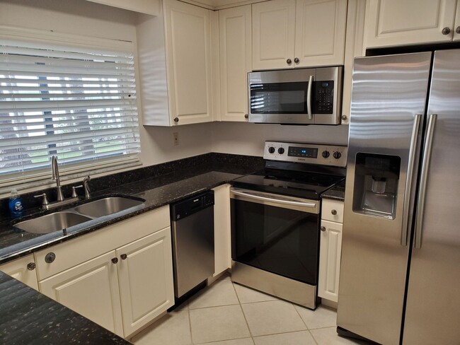 Building Photo - Turnbull Bay Water Front Home