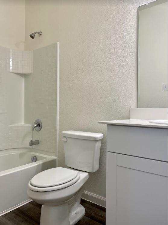 Foto del edificio - 6228 Old Bridge Way