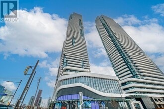 Building Photo - 225 Commerce St