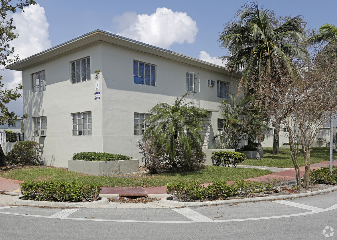 Primary Photo - Winds Of Nobe Condo