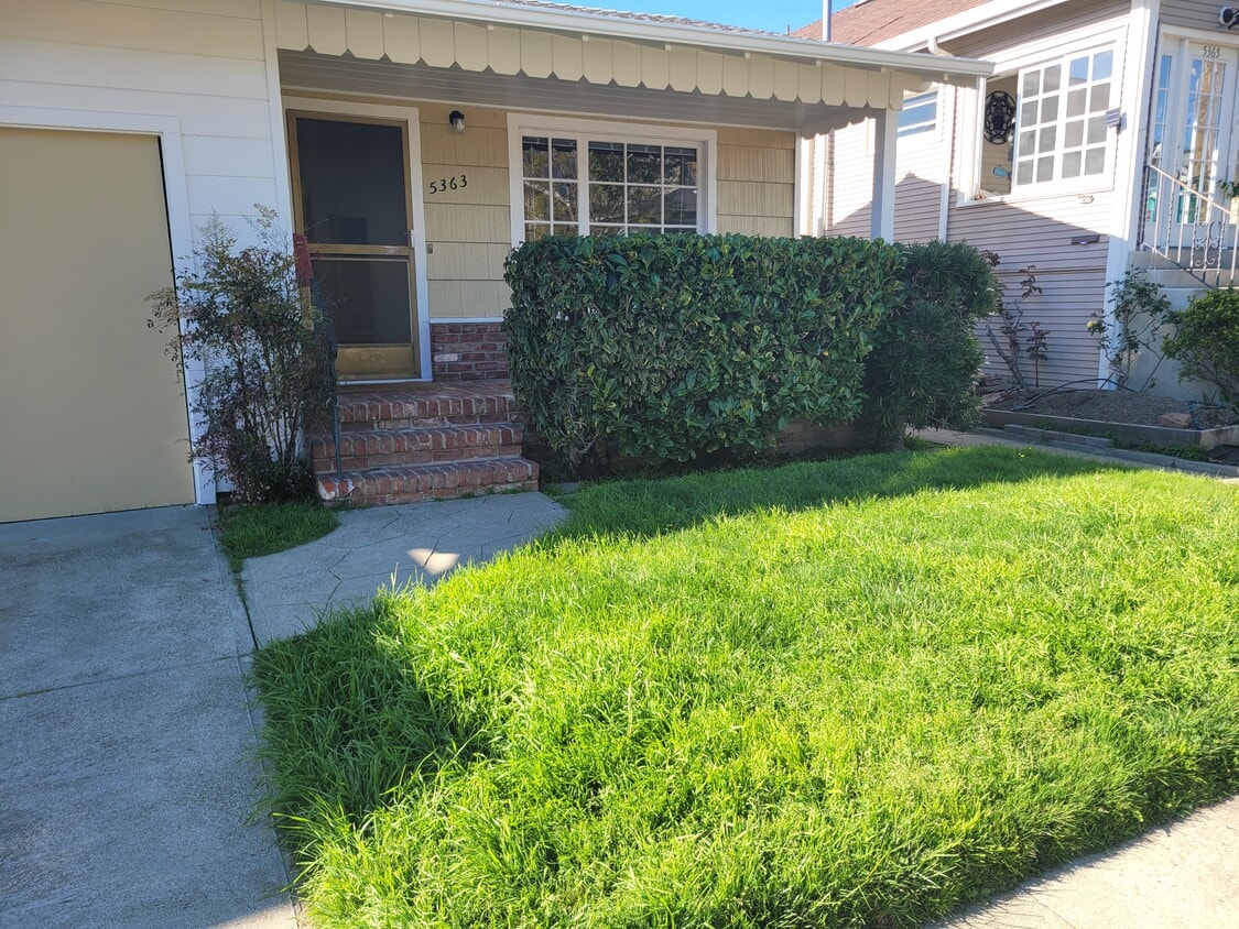 Photo - 5363 James Ave (Oakland, CA)