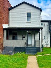 Building Photo - 613-615-615 W Main St