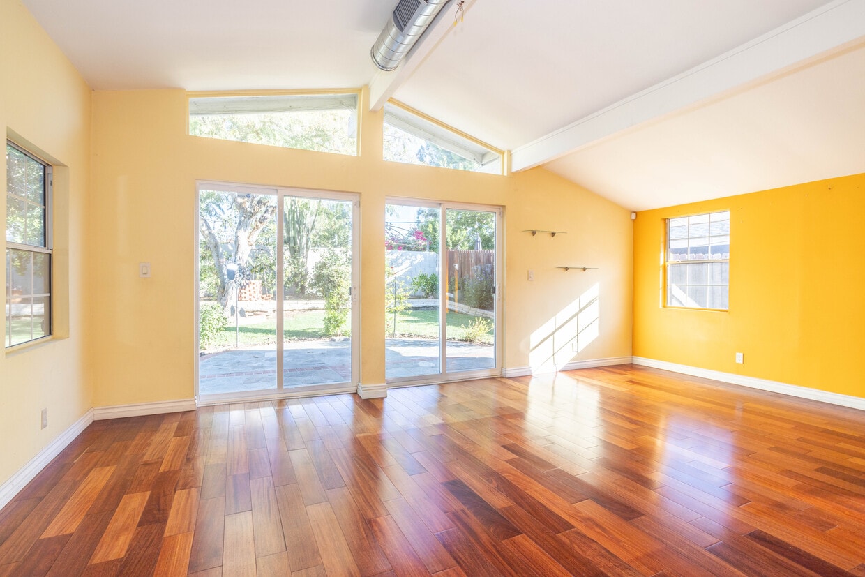 Primary Photo - 19951 Acre St