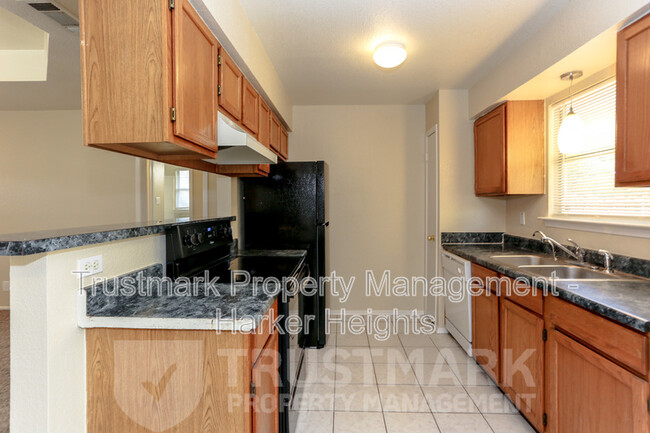 Foto del edificio - 4903 Ridgehaven Dr