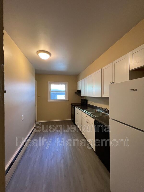 Building Photo - 2605 N 5th St