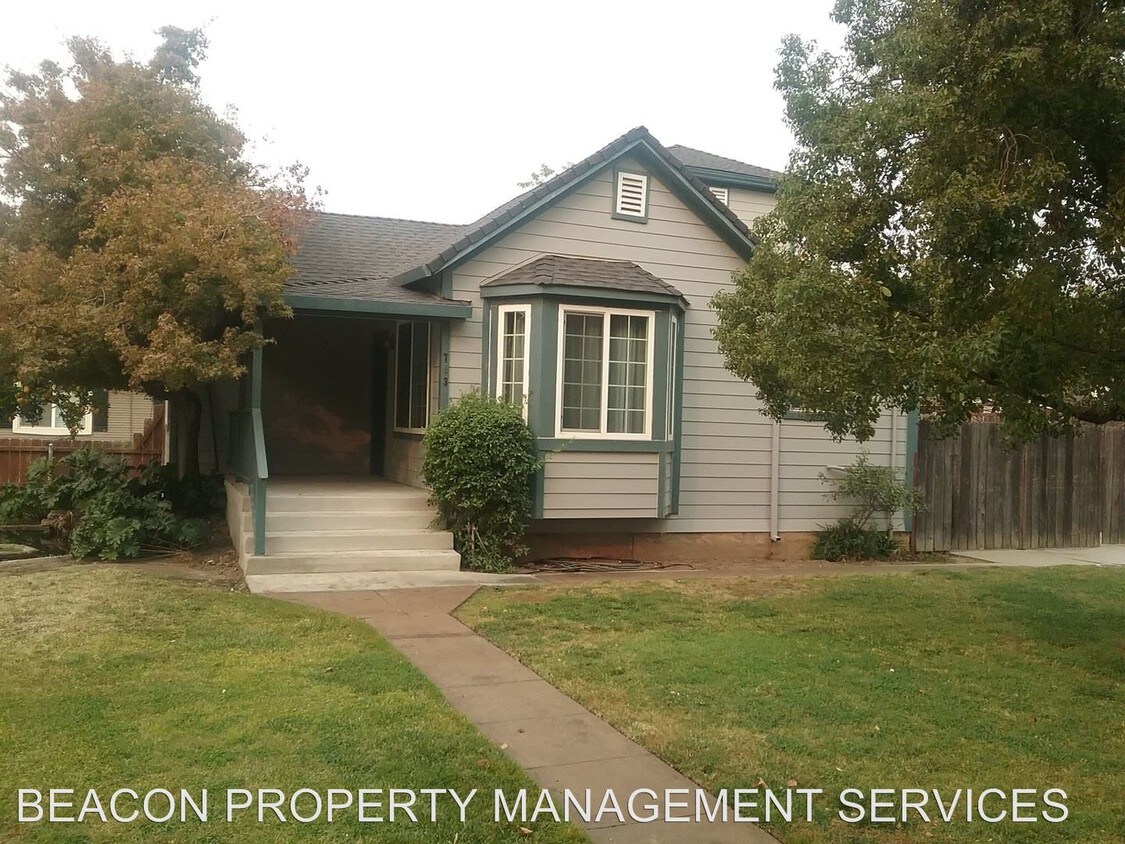 Primary Photo - 2 br, 1 bath House - 703 N. PLEASANT AVENUE
