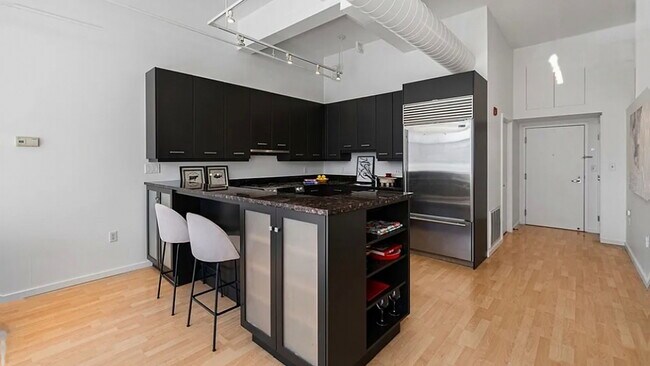 Foto del edificio - 700 N Larrabee St