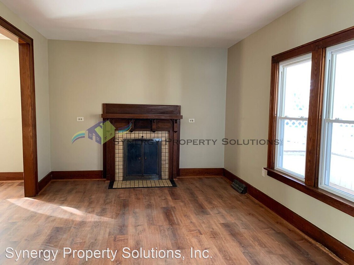 Primary Photo - 3 br, 1.5 bath House - Clink Blvd. 359 Cra...