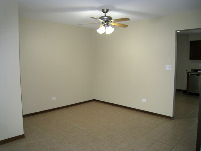 Foto del edificio - 920 S McKinley Ave