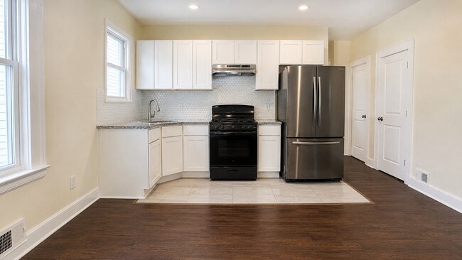 Building Photo - 55 Stockman Pl