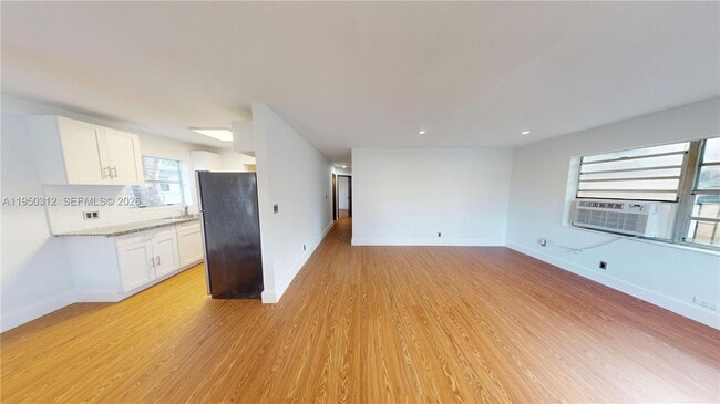 Foto del edificio - 404 NW 21st Terrace