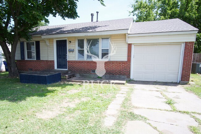 Foto del edificio - 6706 SE 15th St