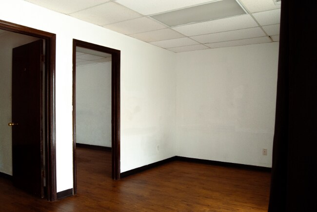 Foto del edificio - 15626 Silver Ridge Dr