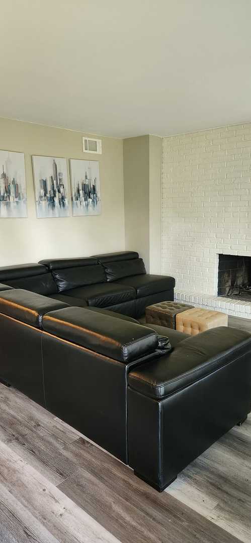 Foto del edificio - 5534 E Lake Dr