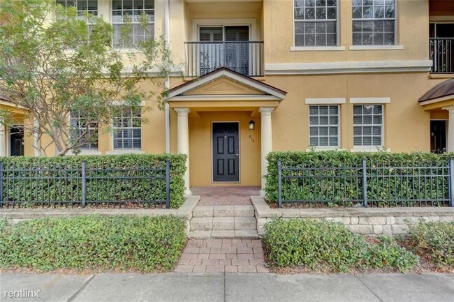 Foto del edificio - 3 br, 3 bath House - 815 S Fort Harrison Ave