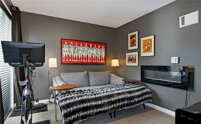 Building Photo - LUXURY WEST SEATTLE TOWNHOME FOR RENT; AVA...