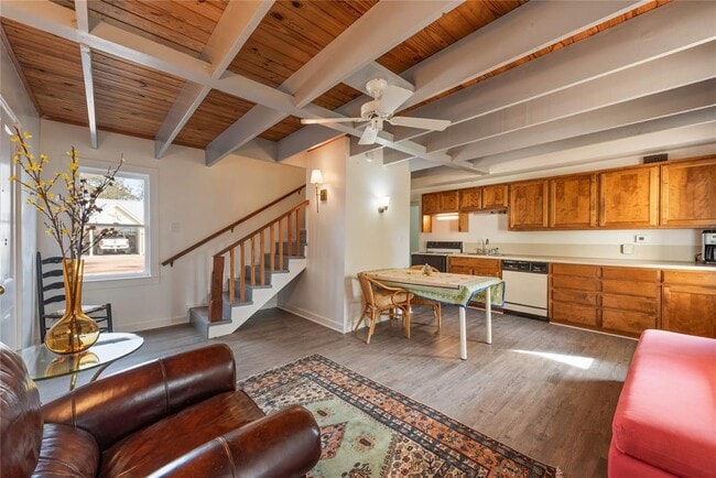 Foto del edificio - 705 Buttonwood St