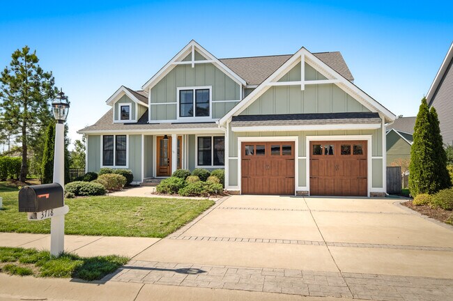 Foto del edificio - 3718 Graythorne Dr