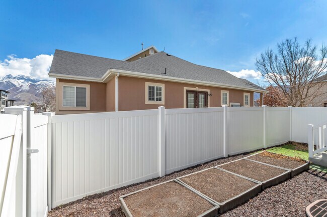 Foto del edificio - 61 Bella Monte Dr