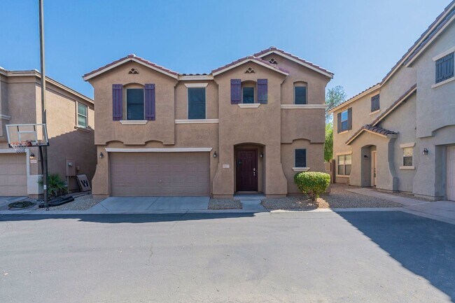 Building Photo - Wonderfully Located 3 Bedroom 2.5 Bath Two...