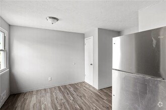 Building Photo - 251 Baird St