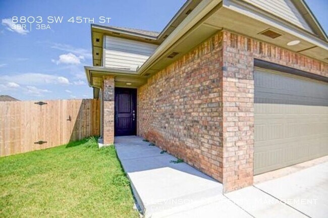Building Photo - 8803 SW 45th Terrace