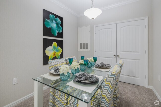 2 habitaciones, 2 baños | Holderness | Comedor | 1096 pies cuadrados - Kilnsea Village