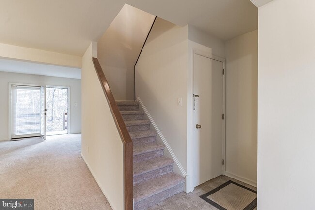 Building Photo - 25 Cabot Ct