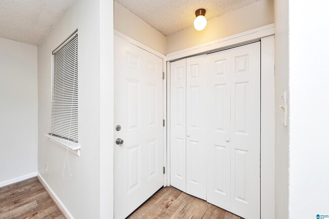 Foto del edificio - 3011 Massey Rd