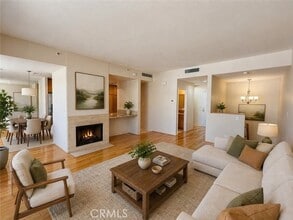 Building Photo - 600 W 9th St