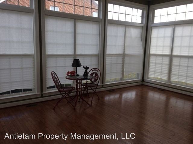 Building Photo - 11630 Blue Mountain Dr