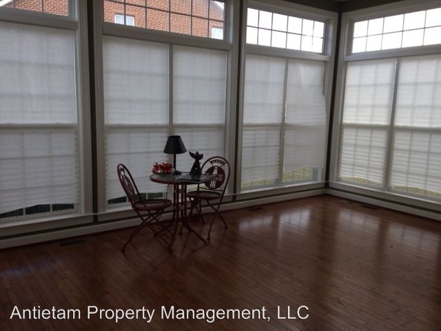 Foto del edificio - 11630 Blue Mountain Dr